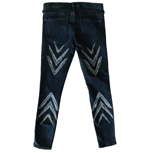 FREE People Jean Black Denim Chevron Arrow Print Mid Rise Skinny Jeans Size 26 - Picture 4 of 10